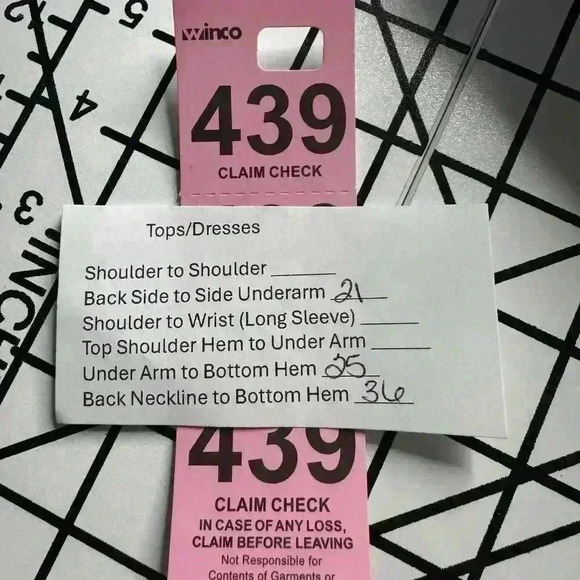 BCBG Maxazria Short Sleeve Sweater Dress Zipper Accent Medium - Picture 11 of 11